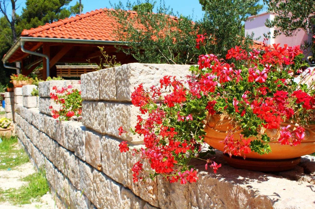 Bungalow Vice With Pool Пакоштане Экстерьер фото