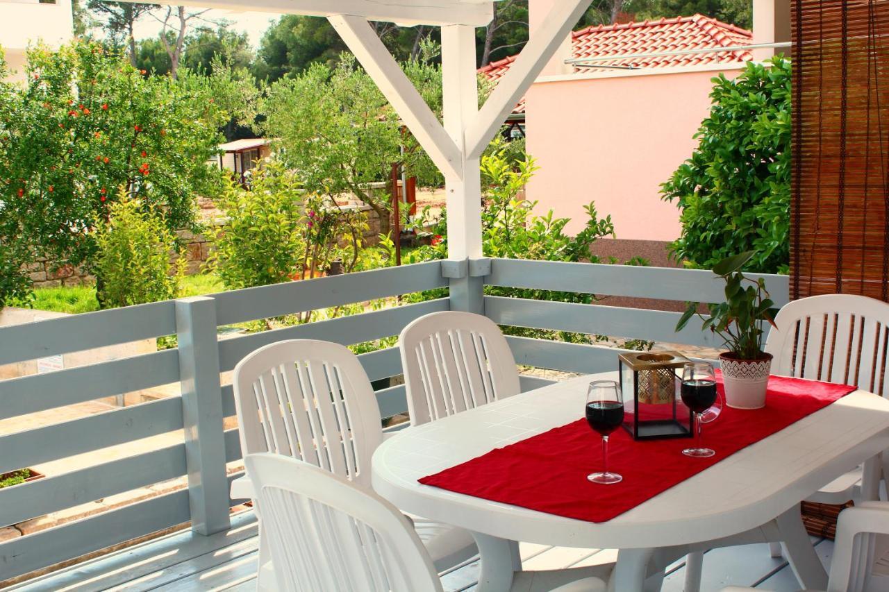 Bungalow Vice With Pool Пакоштане Экстерьер фото